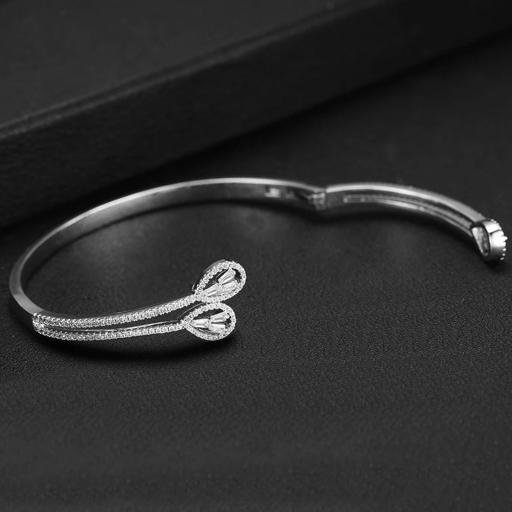 Luxury Stackable Cuff Bangles For Women Wedding Full AAA Cubic Zircon Crystal CZ Dubai Bridal Bracelets Party Jewelry 2022