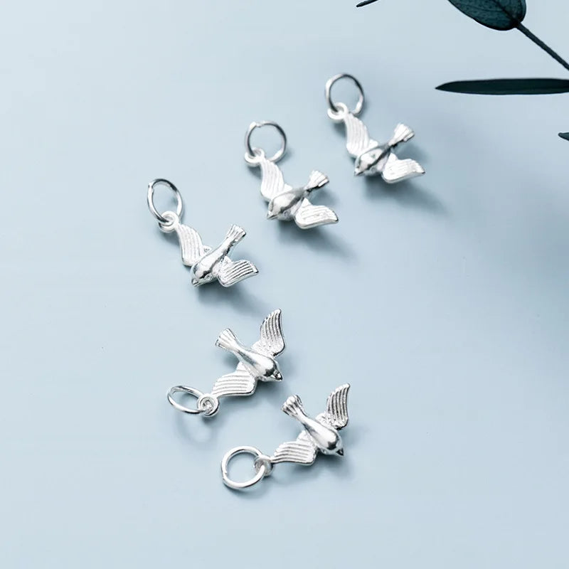 925 Sterling Silver Exquisite Stereo Flying Birds Drop Charms Decorayion Bracelets Silver Pendant Charm DIY Jewelry Accessories