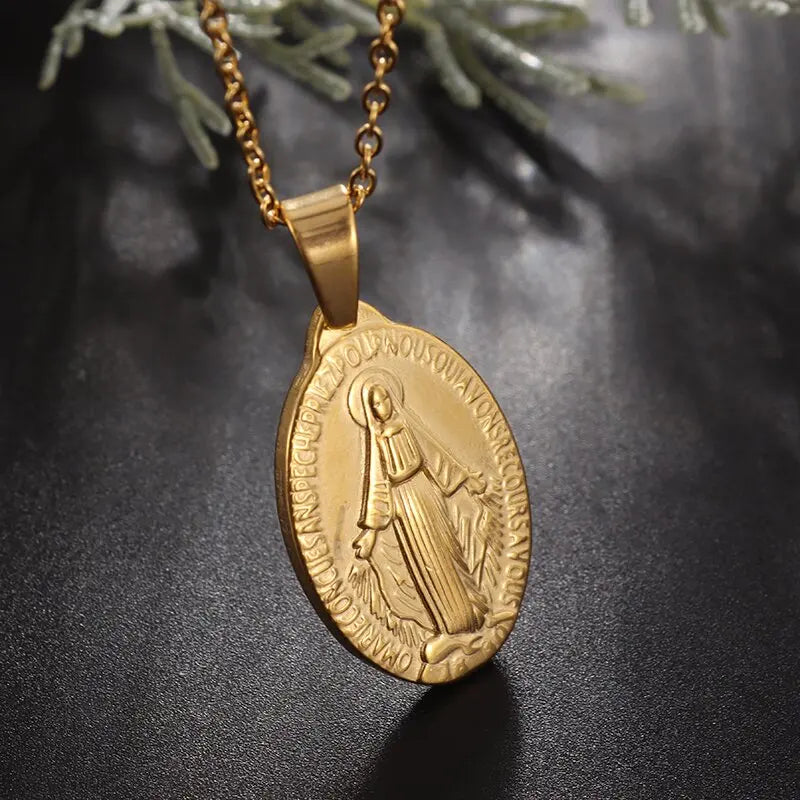 Our Lady of Guadalupe Medal Pendant Stainless Steel Virgin Mary Necklace Women\\'s Prayer Jewelry Catholic Gift