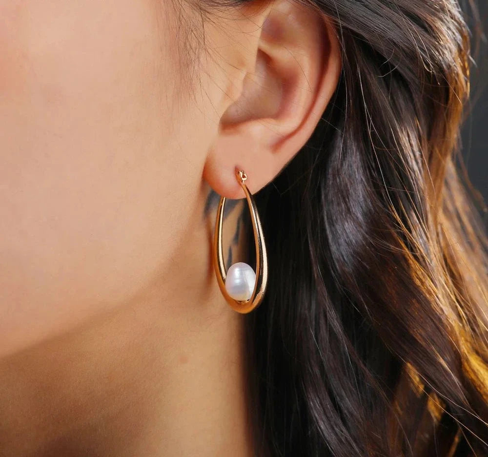 Minimalist Golden Geometric Natural Pearl Loop Earrings Women Delicate Baroque Gemstone Hoop Earring Ladies Wholesale Jewelry