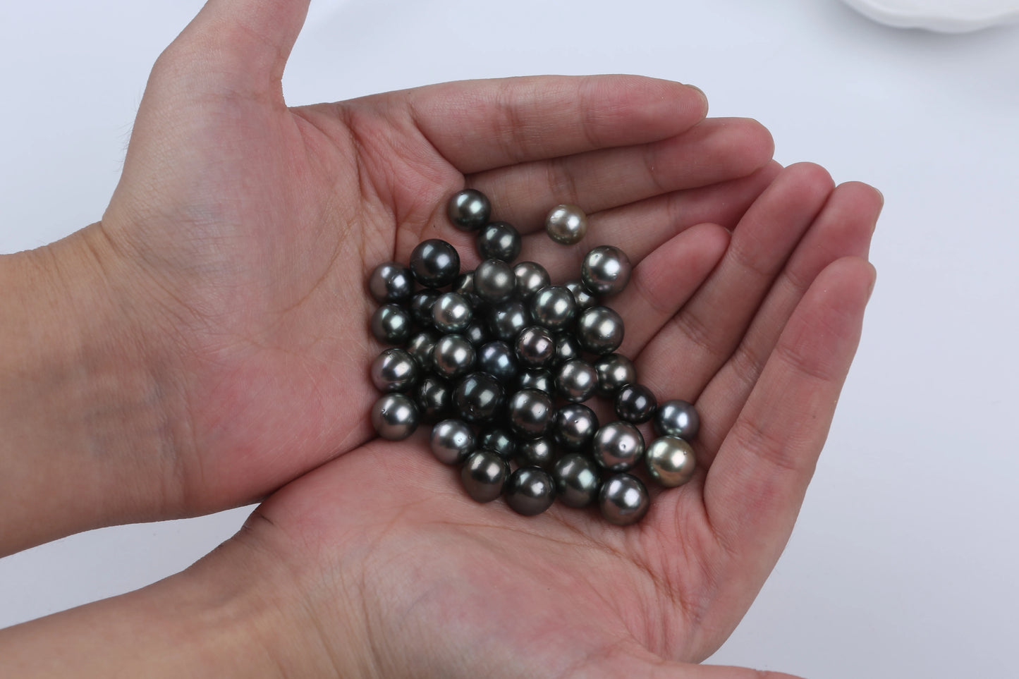 Wholesale Natural Black Seawater 8-11mm Tahiti Loose Pearl For Diy
