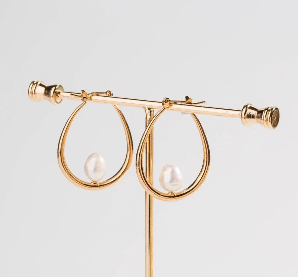Minimalist Golden Geometric Natural Pearl Loop Earrings Women Delicate Baroque Gemstone Hoop Earring Ladies Wholesale Jewelry