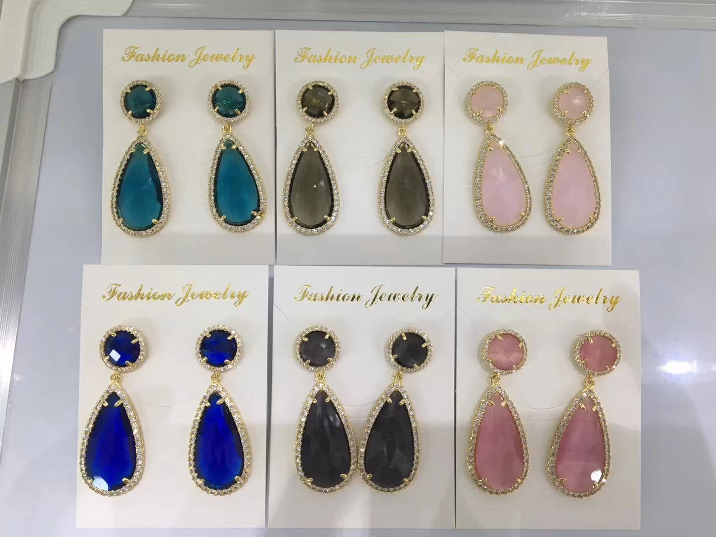 Colorful crystal dangle earring collect