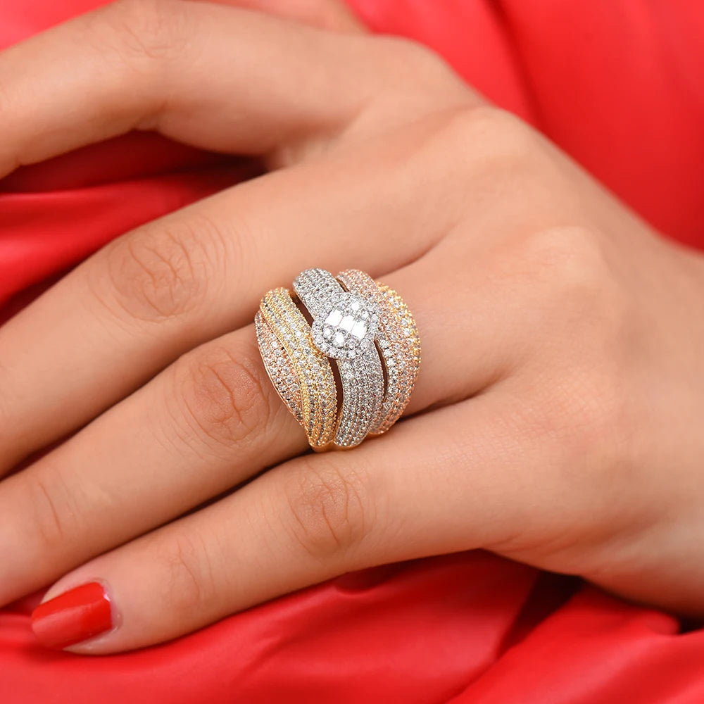 Luxury Corssover Chic Bold Statement Rings with Zirconia Stones 2020 Women Engagement Party Jewelry High Quality