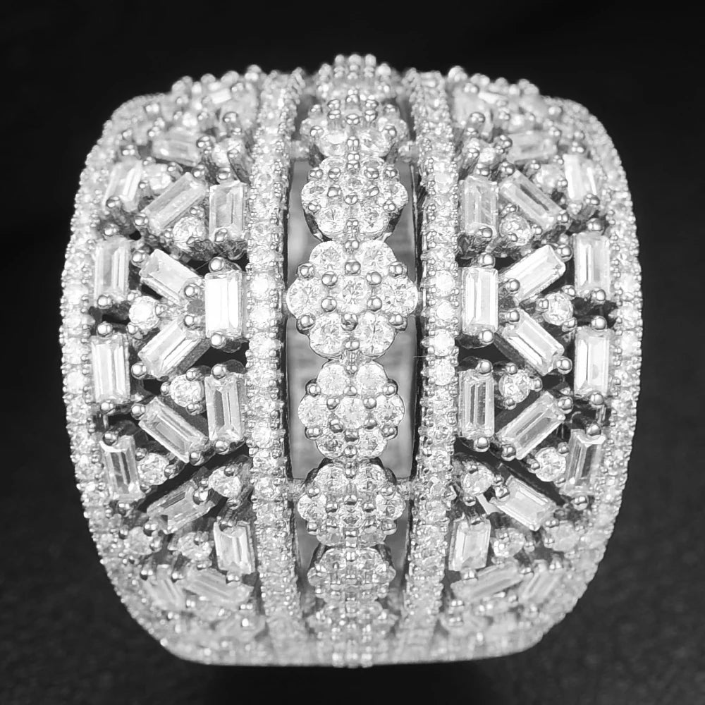 Luxury Bagutte Cut Bold Rings with Zirconia Stones 2022 Women Engagement Party Jewelry High Quality