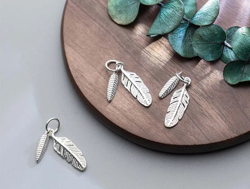 Fashion Classic Feather Design Charms 925 Sterling Silver Men Women Jewelry Accessories DIY Earrings Necklace Pendant Materials