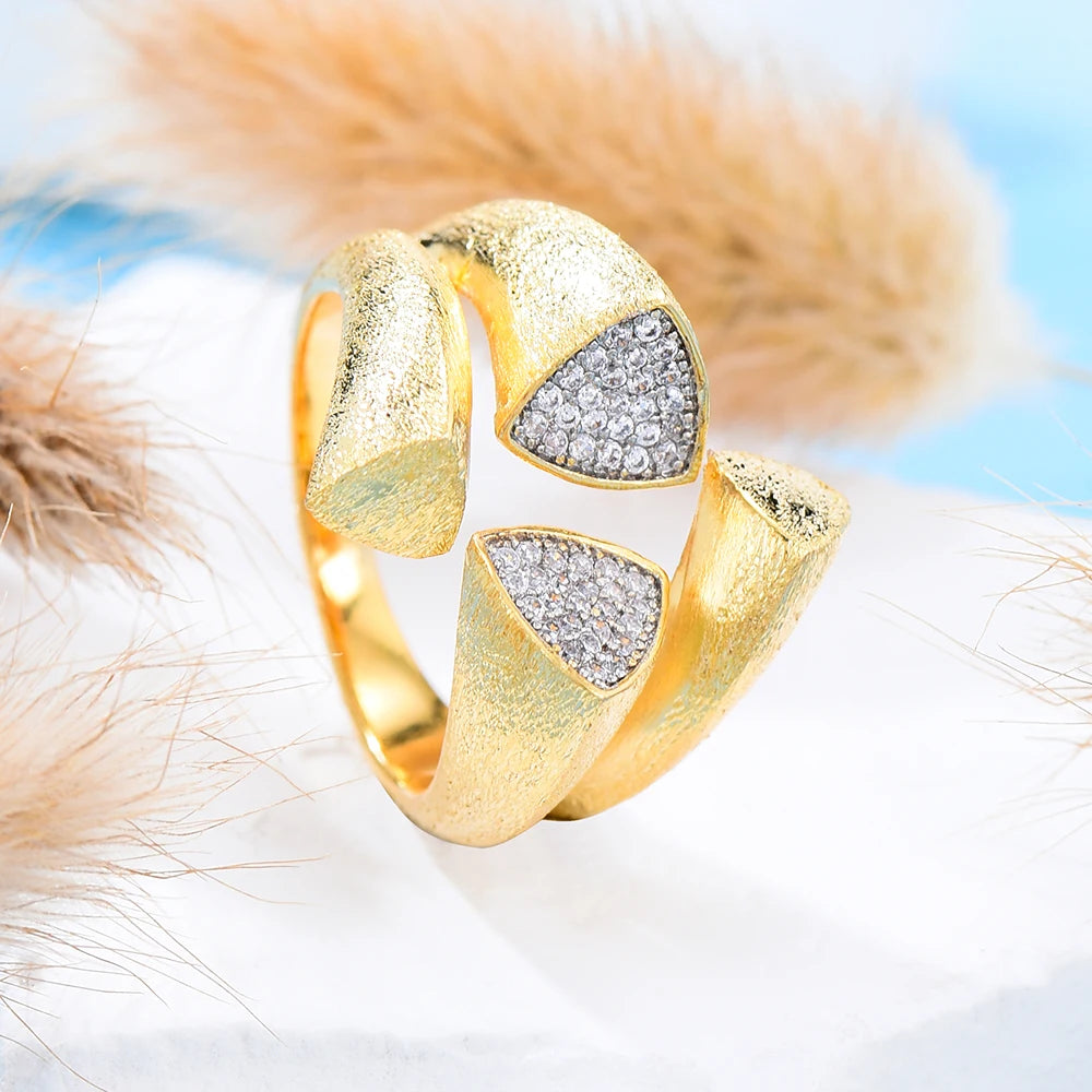 Luxury Claws Gold Bold Rings with Zirconia Stones 2022 Women Engagement Party Jewelry High Quality