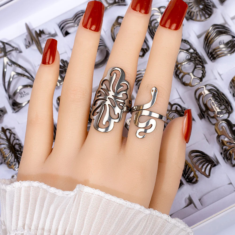 20pcs/lot Women's Fashion Stainless Steel Big And Small Hollow Cut Jewelry Rings Mix Love Flower Heart Style For Party Gift