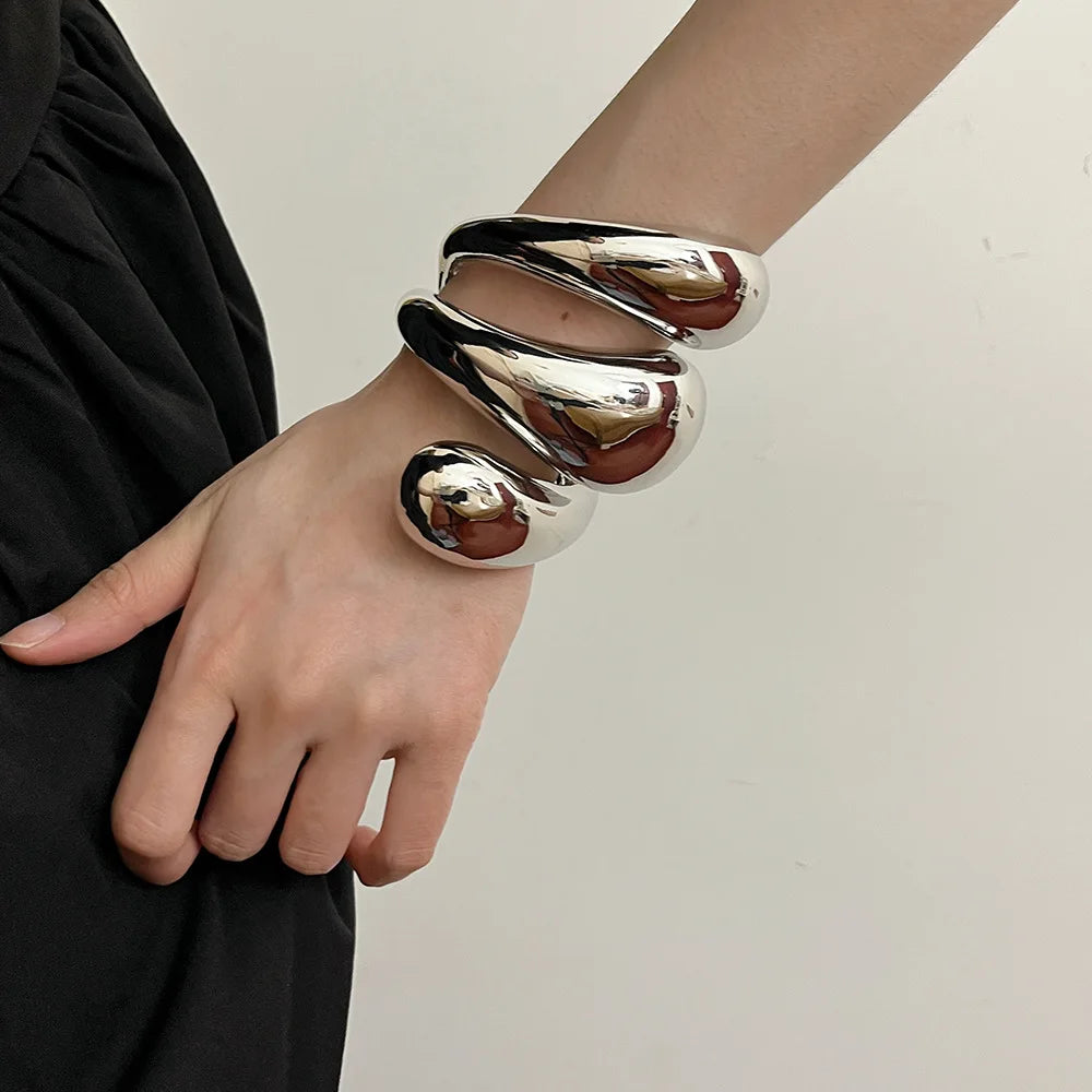 HUANZHI Exaggerated Geometric Spiral Metal Hollow Chunky Water Drop Open Bangle Bracelet for Women Girls Fashion Jewelry 2024