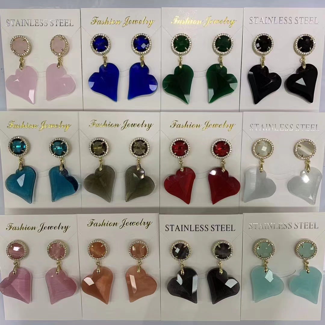 Colorful crystal dangle earring collect