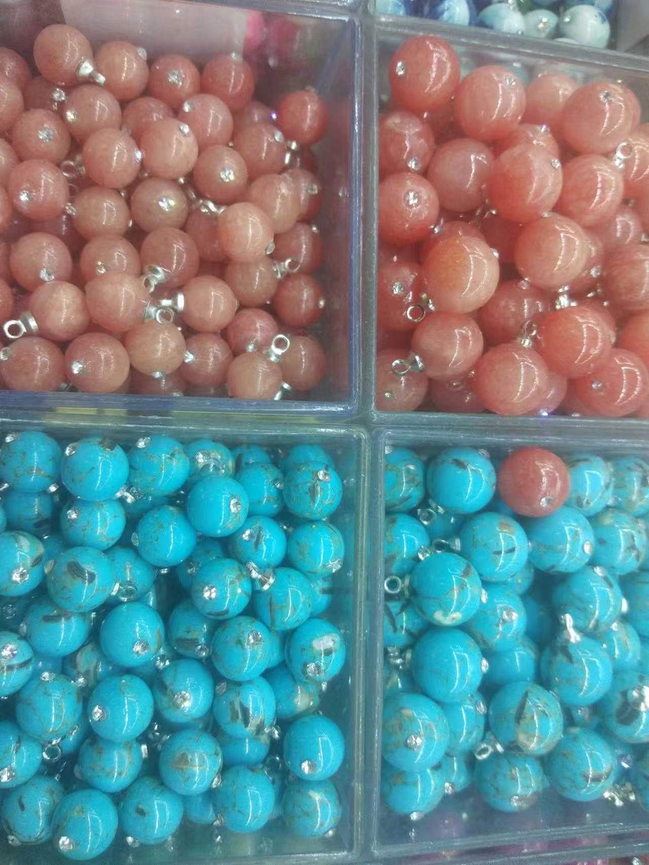 Glass beads
