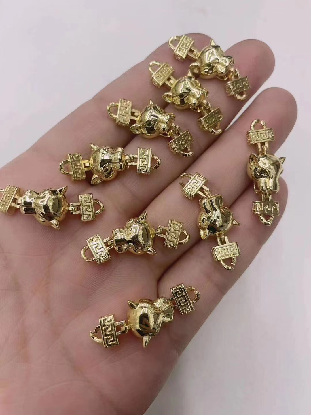 Animal with cubic zirconia pendant